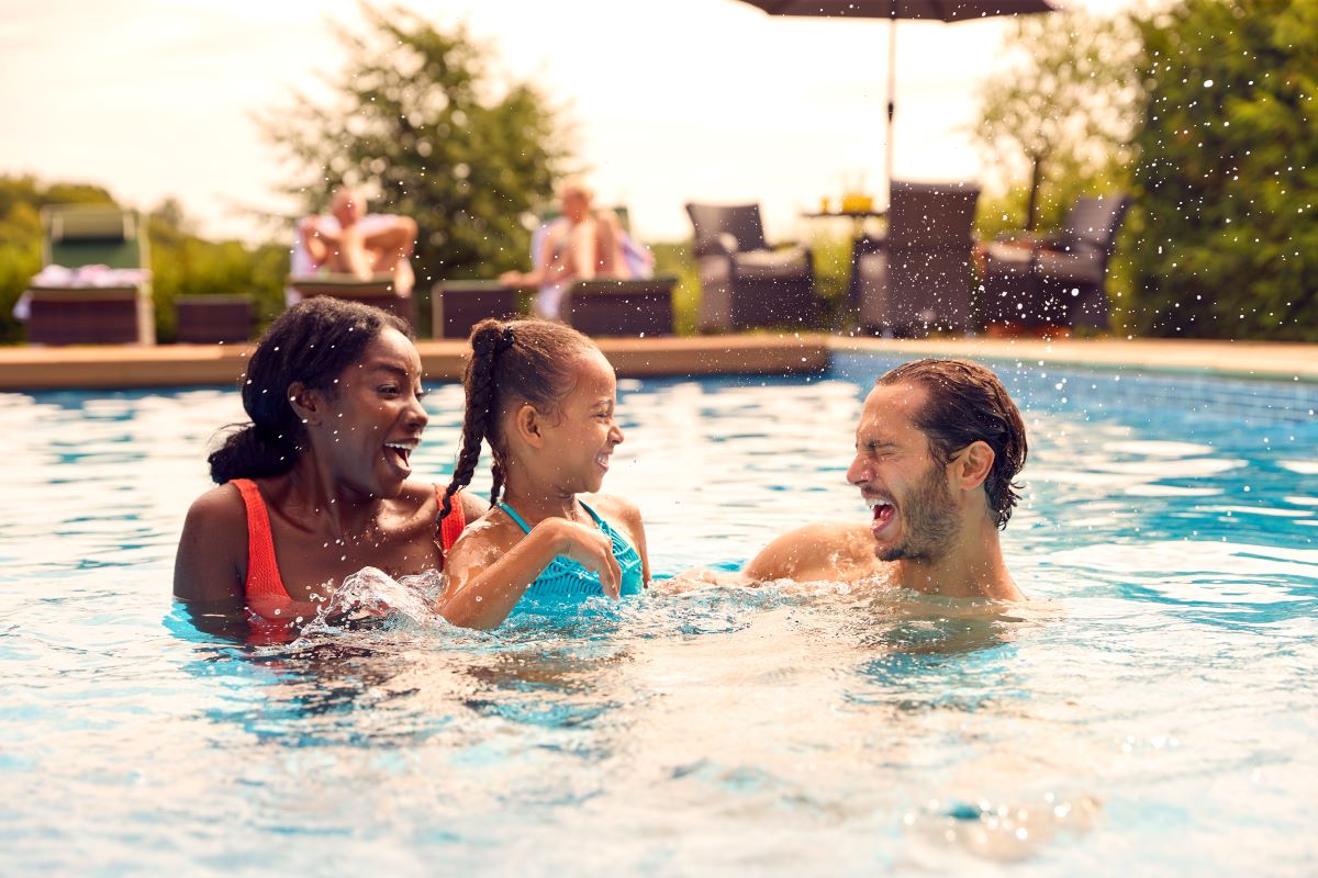 Freibad-Knigge: So entspannst du entspannt durch die Badesai